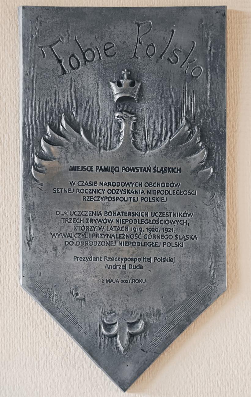 Tablica upamiętniająca Powstania Śląskie: 1919, 1920, 1921