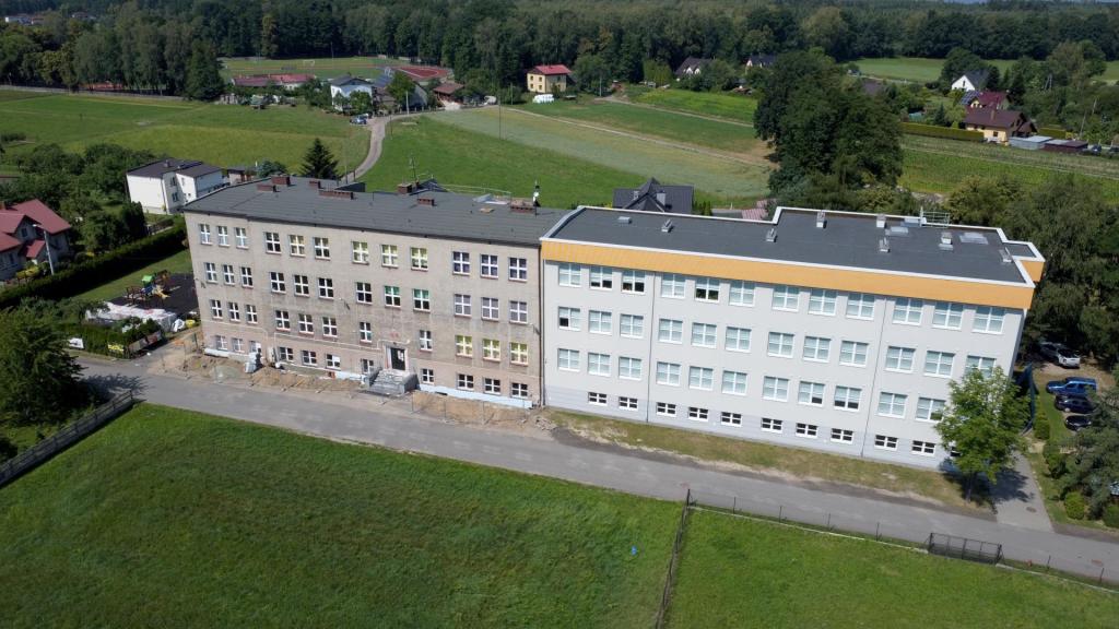 Szkoła Podstawowa w Zabrzegu