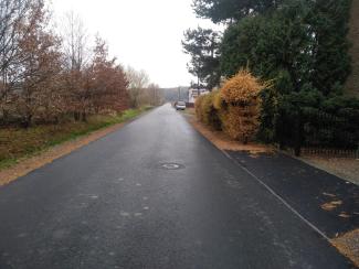 Nowy asfalt na ulicy Bory