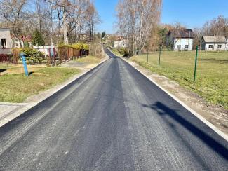 nowy asfalt na ulicy Cienistej 