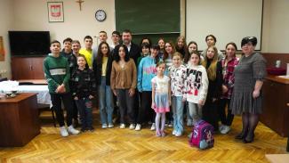 spotkanie mera Irpienia z ukraińskimi dziećmi