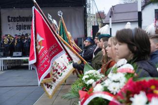 Obchody Święta Niepodległości w Czechowicach-Dziedzicach na Skwerze Stulecia