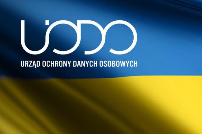 logotyp UODO na tle ukraińskiej flagi