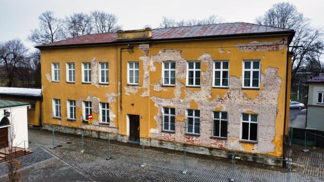budynek byłego Zespołu Szkół Specjalnych w Czechowicach-Dziedzicach